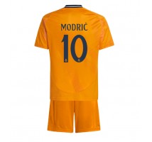 Real Madrid Luka Modric #10 Koszulka Wyjazdowa dzieci 2024-25 Krótki Rękaw (+ krótkie spodenki)
